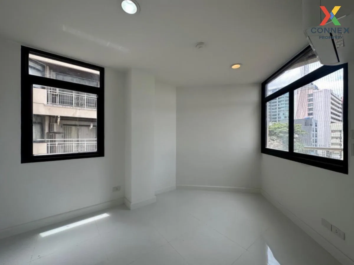 For Sale Condo , Green Point Silom , BTS-Chong Nonsi , Suriyawong , Bang Rak , Bangkok , CX-112229