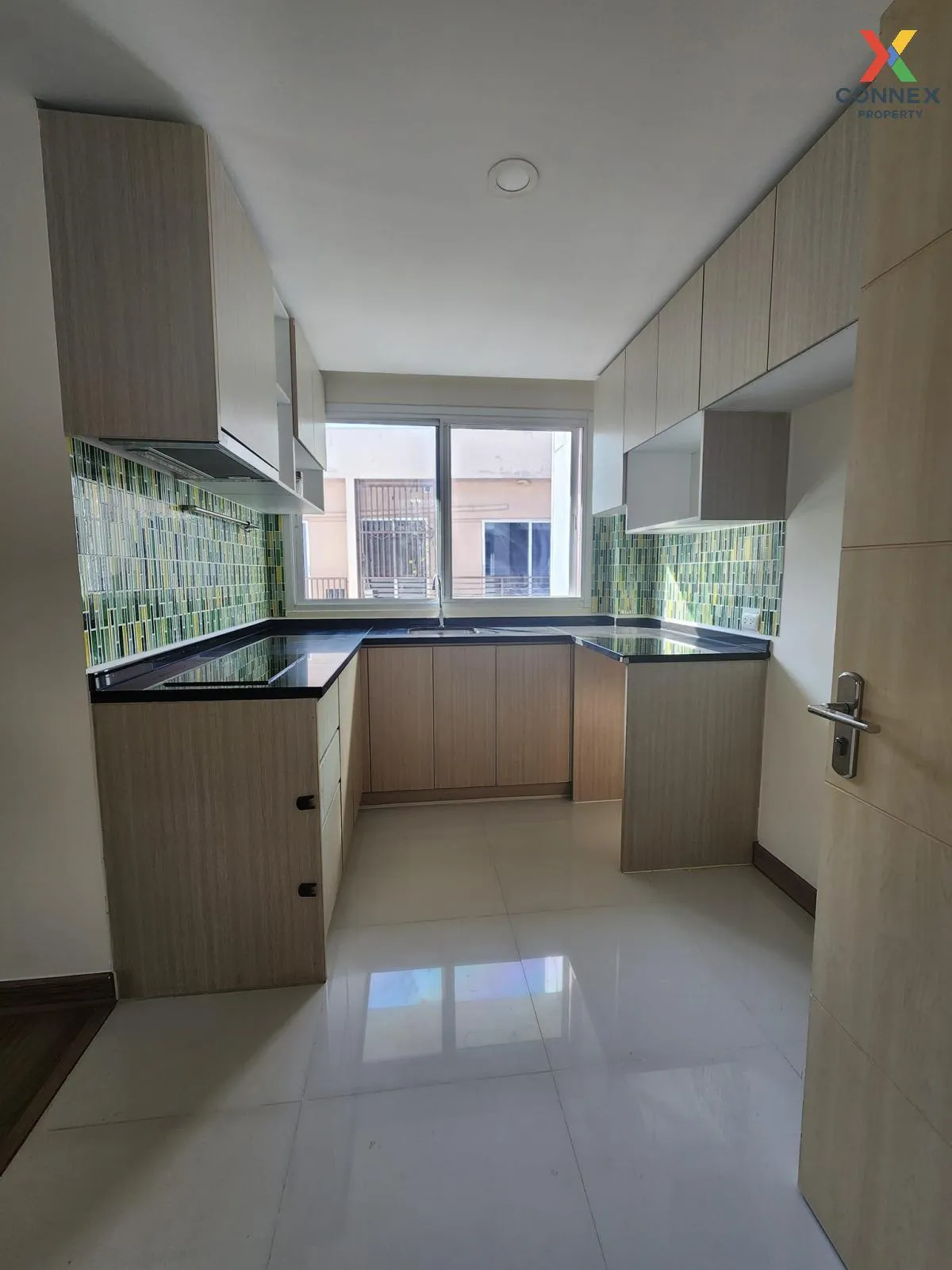 For Rent Condo , Chateau In Town Phaholyothin 14-2 , BTS-Saphan Khwai , Sam Sen Nai , Phaya Thai , Bangkok , CX-112264 2