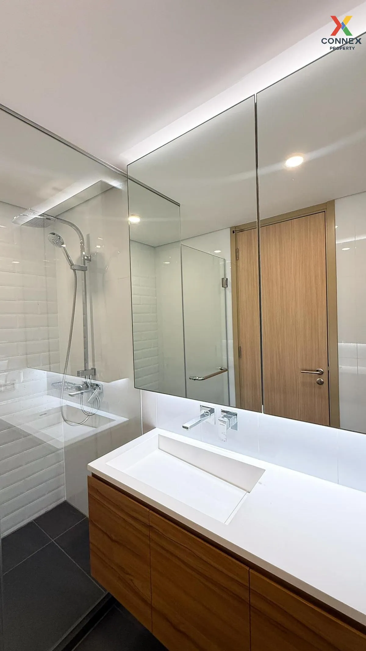 For Rent Condo , Siamese Rama 9 (Landmark @MRTA Station) , Huai Khwang , Bang Kapi , Bangkok , CX-112523