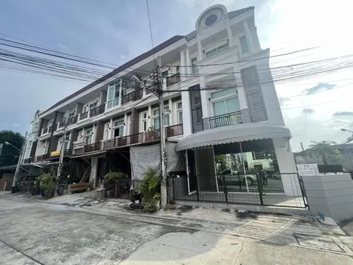 ขายทาวน์เฮ้าส์/ทาวน์โฮม  พรีเมี่ยม เพลส นวมินทร์ - สุขาภิบาล 1 คลองกุ่ม เขต บึงกุ่ม กรุงเทพ CX-112624