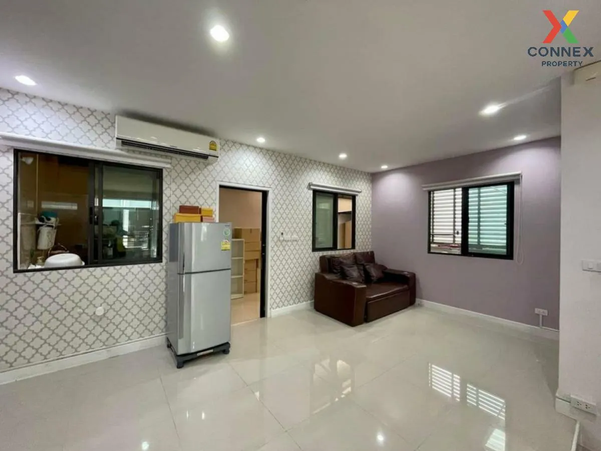 For Rent Townhouse/Townhome  , Pleno Paholyothin - Watcharapol , BTS-Saphan Mai , Khlong Thanon , Sai Mai , Bangkok , CX-112895 3