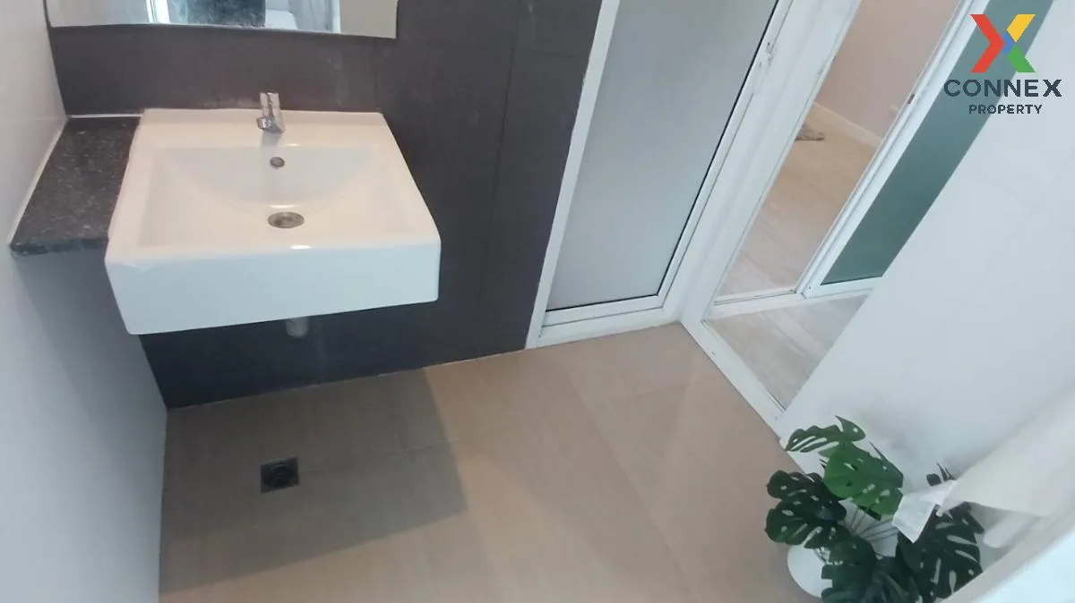 For Sale Condo , C Style Condo , MRT-Sutthisan , Sam Saen Nok , H