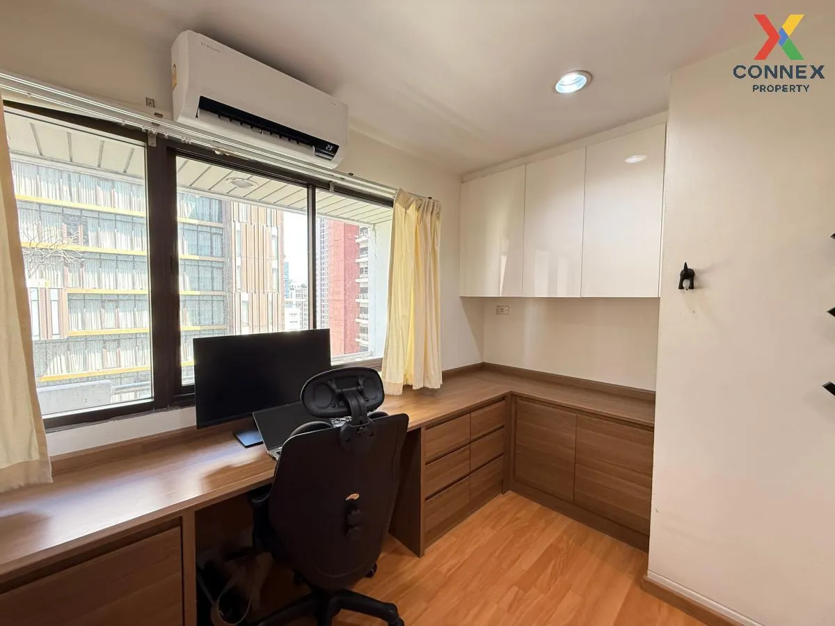 For Rent Condo , The Royal Place 2 , BTS-Ratchadamri , Lumpini , Pathum Wan , Bangkok , CX-113191