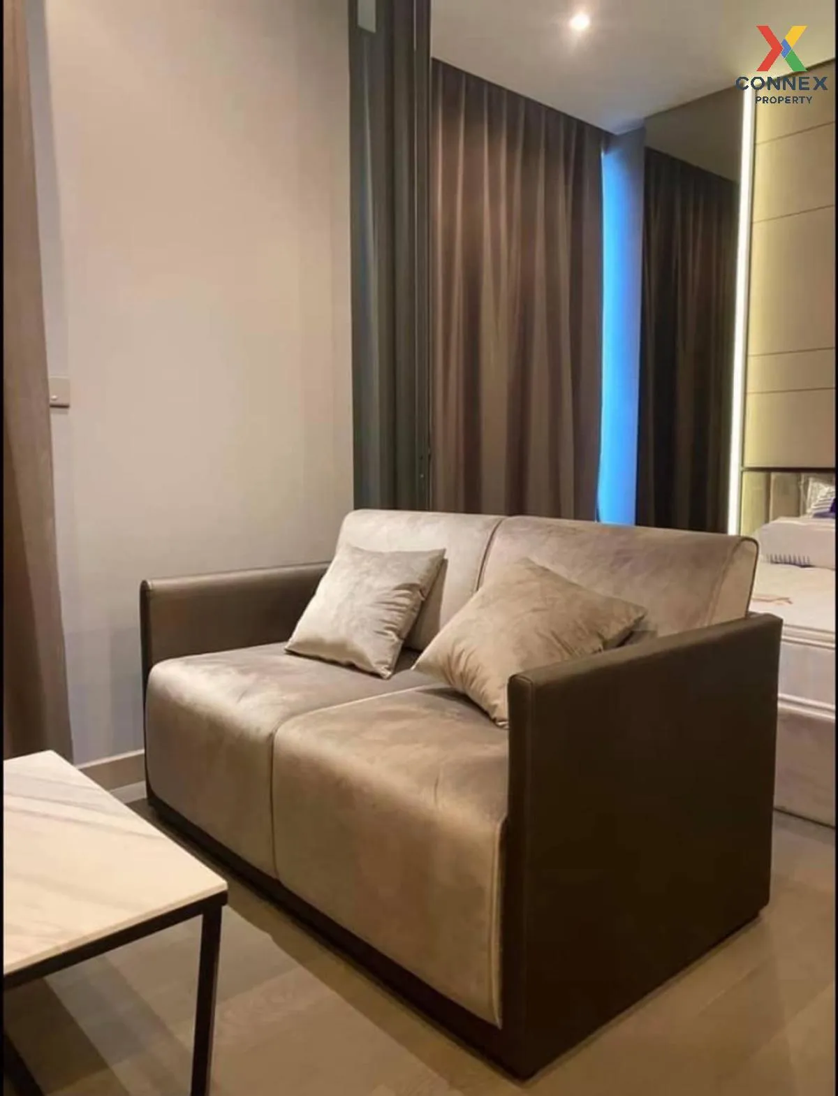 For Rent Condo , The Esse at Singha Complex , MRT-Phetchaburi , Bang Kapi , Huai Khwang , Bangkok , CX-113216 1