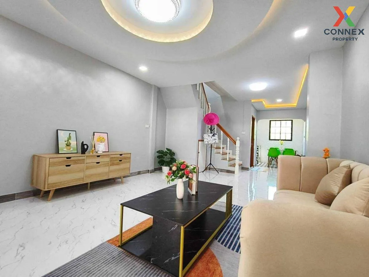 For Sale Townhouse/Townhome  , K.C. Ramintra 4 , newly renovated , Sam Wa Tawan Tok , Khlong Sam Wa , Bangkok , CX-113337 3