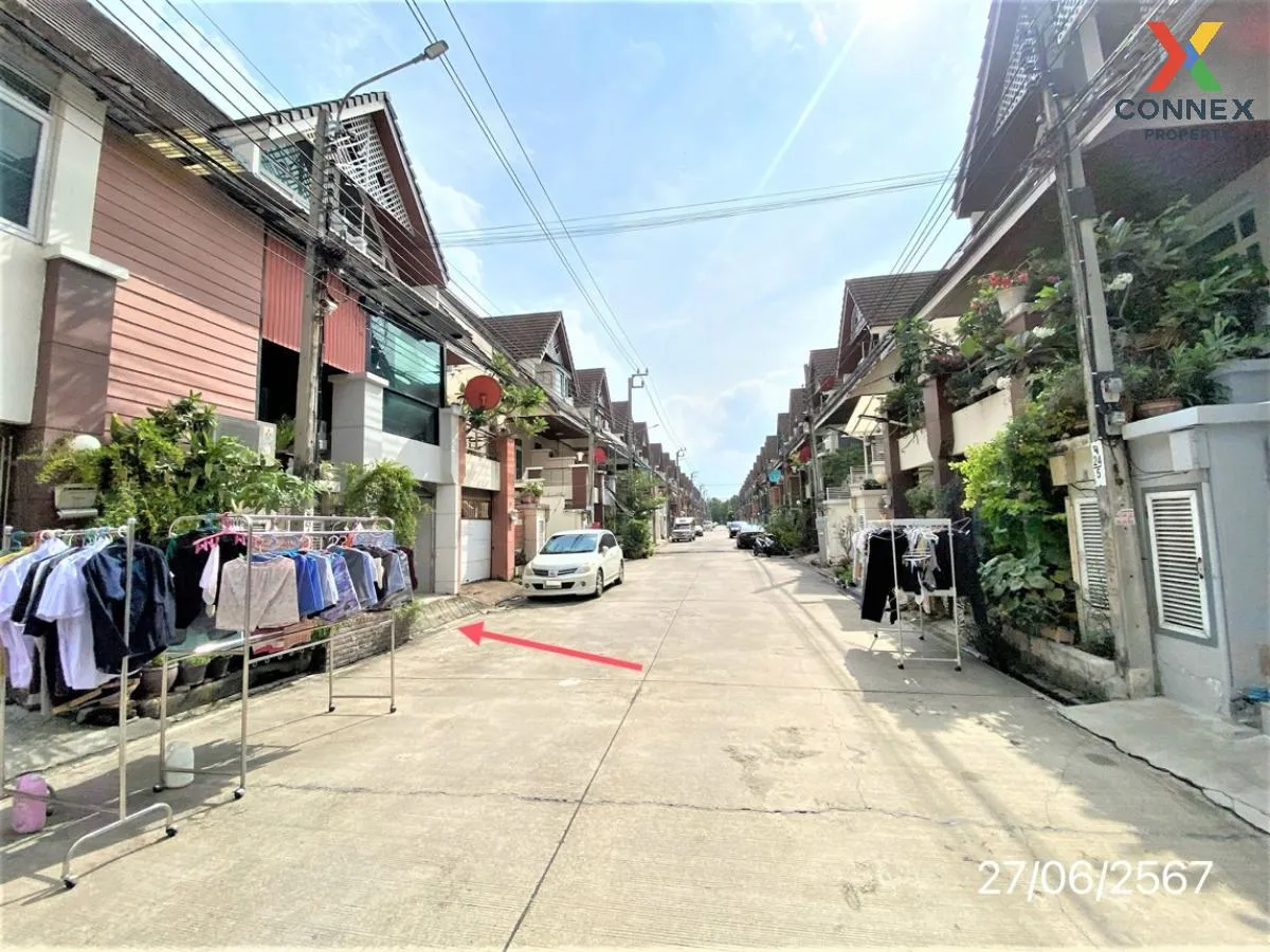 For Sale Townhouse/Townhome  , Merit Place Ladprao 87 , Khlong Chao Khun Sing , Wang Thong Lang , Bangkok , CX-113654