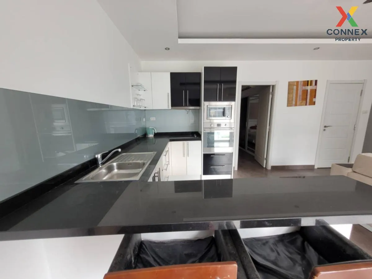 For Sale Condo , Tudor Court Condominium , corner unit , Nong Prue , Bang Lamung , Chon Buri , CX-114000