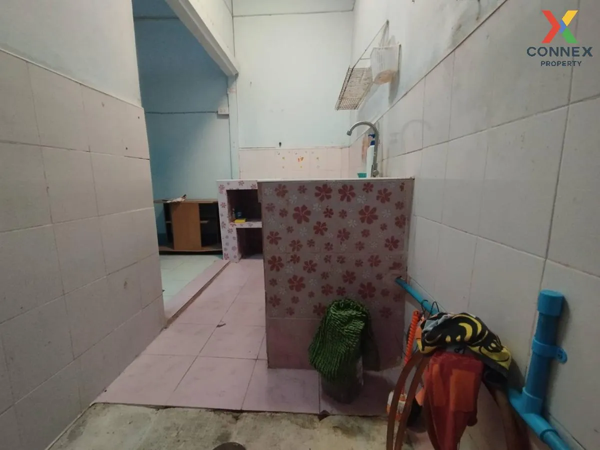 For Sale Townhouse/Townhome  , Baan Thaweethong 2 , MRT-Tippawan 