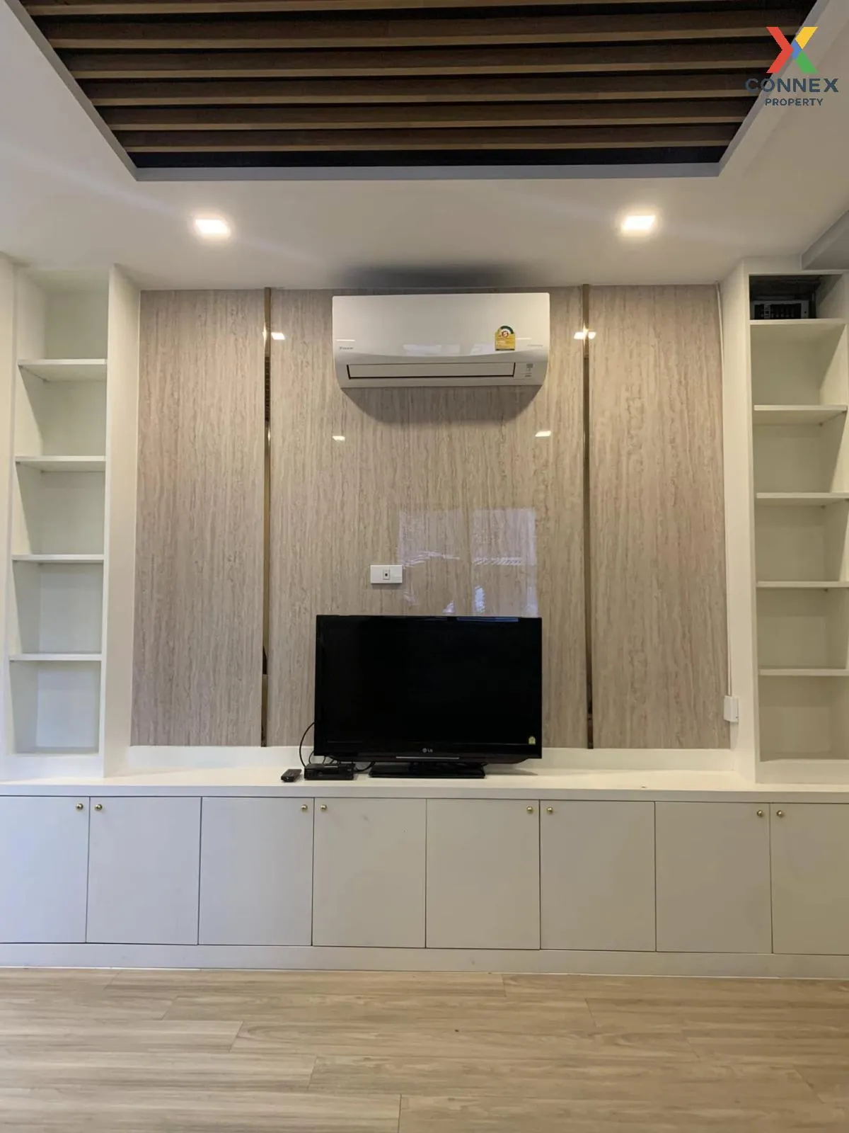 For Rent Condo , LUMPINI PLACE NARATHIWAT 24 , BTS-Chong Nonsi , Chong Nonsi , Yannawa , Bangkok , CX-114413 3