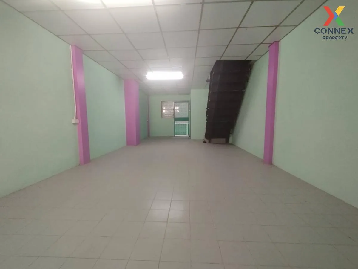 For Sale 2 - storey townhouse in Soi Ban Prong 15 Samut Prakan ,  2