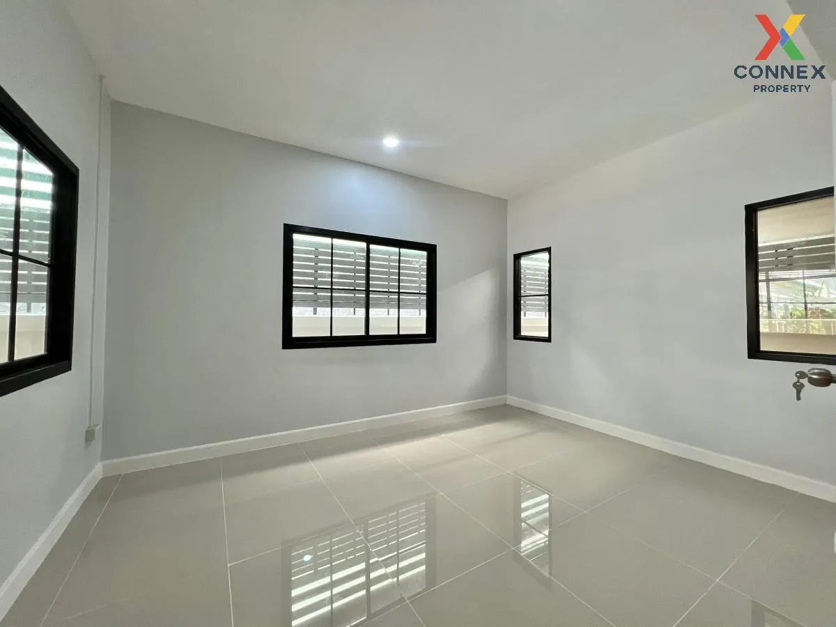 For Sale Townhouse/Townhome  , Baan Romruen Ville , Mahasawat , B