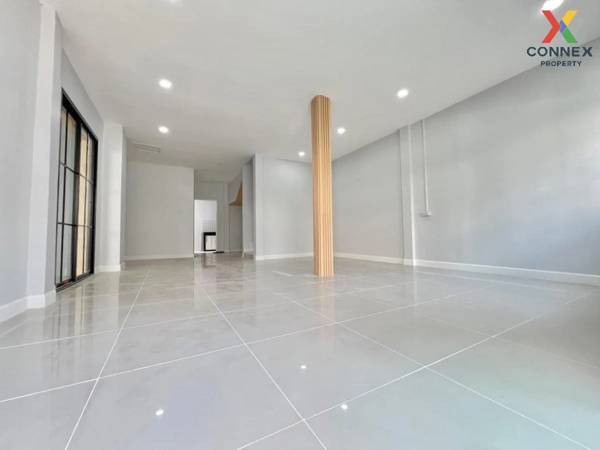 For Sale Townhouse/Townhome  , Baan Romruen Ville , Mahasawat , B
