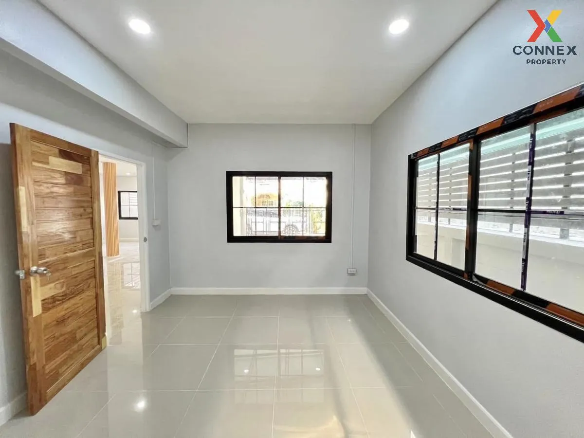 For Sale Townhouse/Townhome  , Baan Romruen Ville , Mahasawat , B