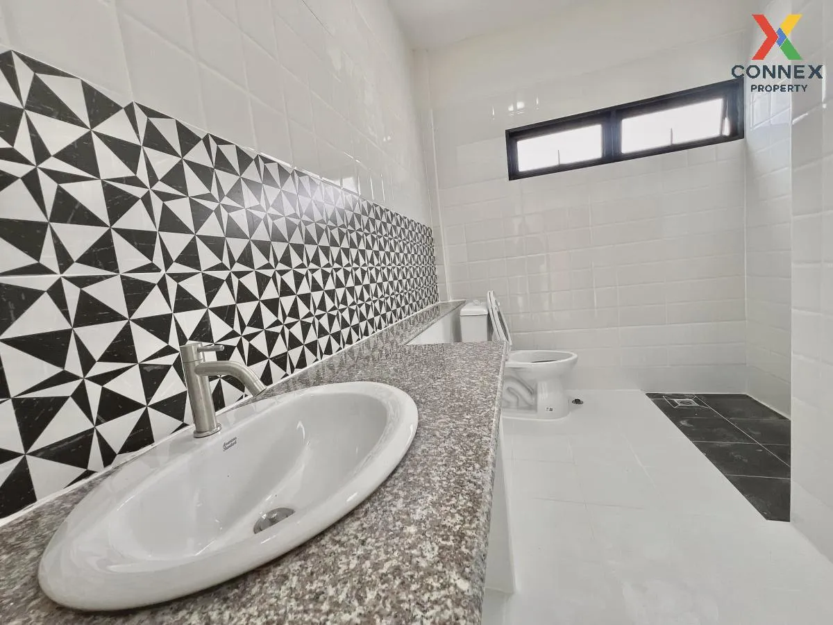 For Sale Townhouse/Townhome  , Baan Romruen Ville , Mahasawat , B