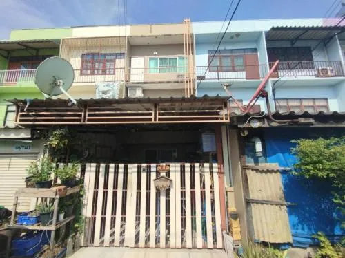 For Sale 3 - storey townhouse in Soi Ban Prong 18 Samut Prakan , Bang Prong , Mueang Samut Prakan , Samut Prakarn , CX-114980