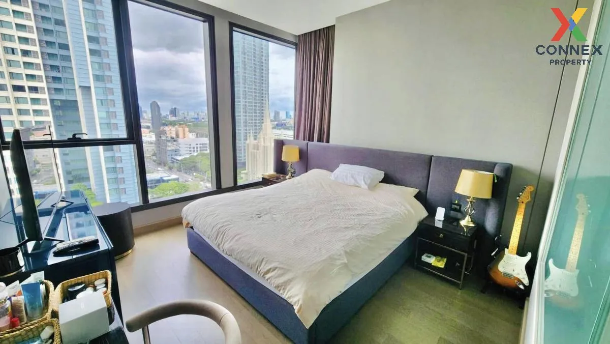 For Sale Condo , The Esse at Singha Complex , corner unit , MRT-Phetchaburi , Bang Kapi , Huai Khwang , Bangkok , CX-114995