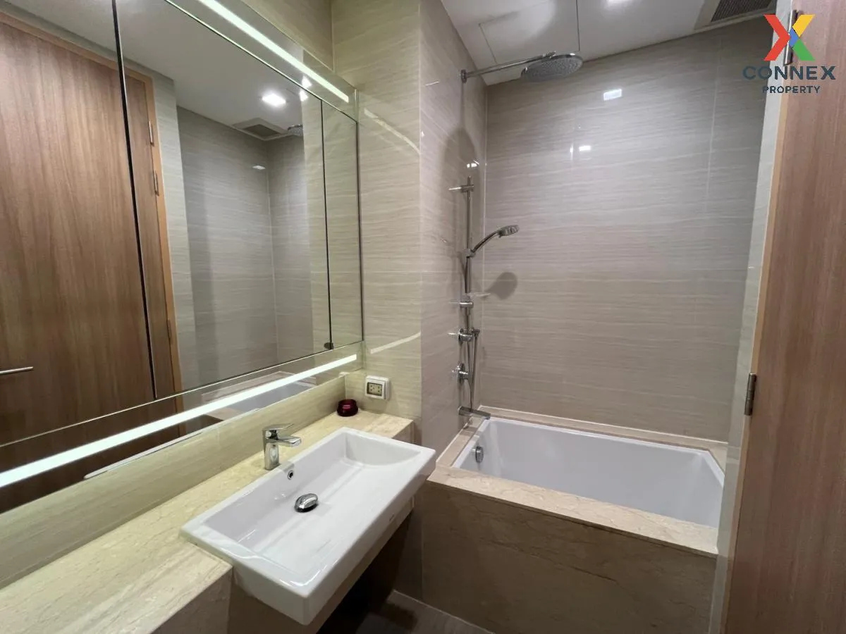 For Rent Condo , Noble BE 33 , corner unit , newly renovated , BTS-Phrom Phong , Khlong Toei Nuea , Watthana , Bangkok , CX-115068