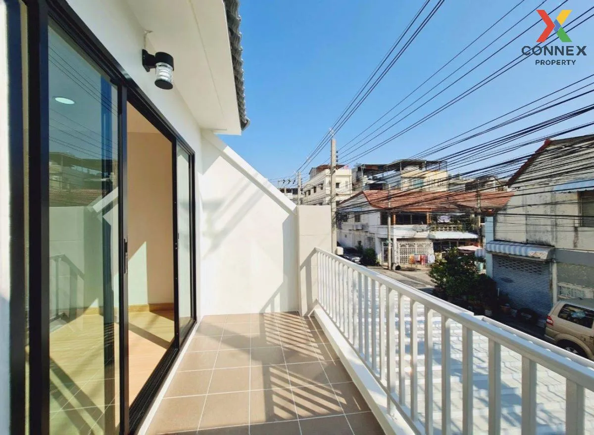 For Sale Townhouse/Townhome  , Rewadee 3 , newly renovated , Talat Khwan , Mueang Nonthaburi , Nonthaburi , CX-115102