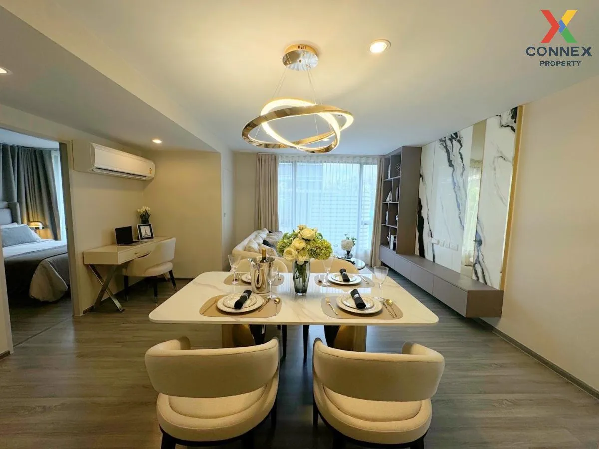 For Sale Condo , Ideo Mobi Sukhumvit 40 , corner unit , newly renovated , BTS-Ekkamai , Phra Khanong Nuea , Khlong Toei , Bangkok , CX-115111 1