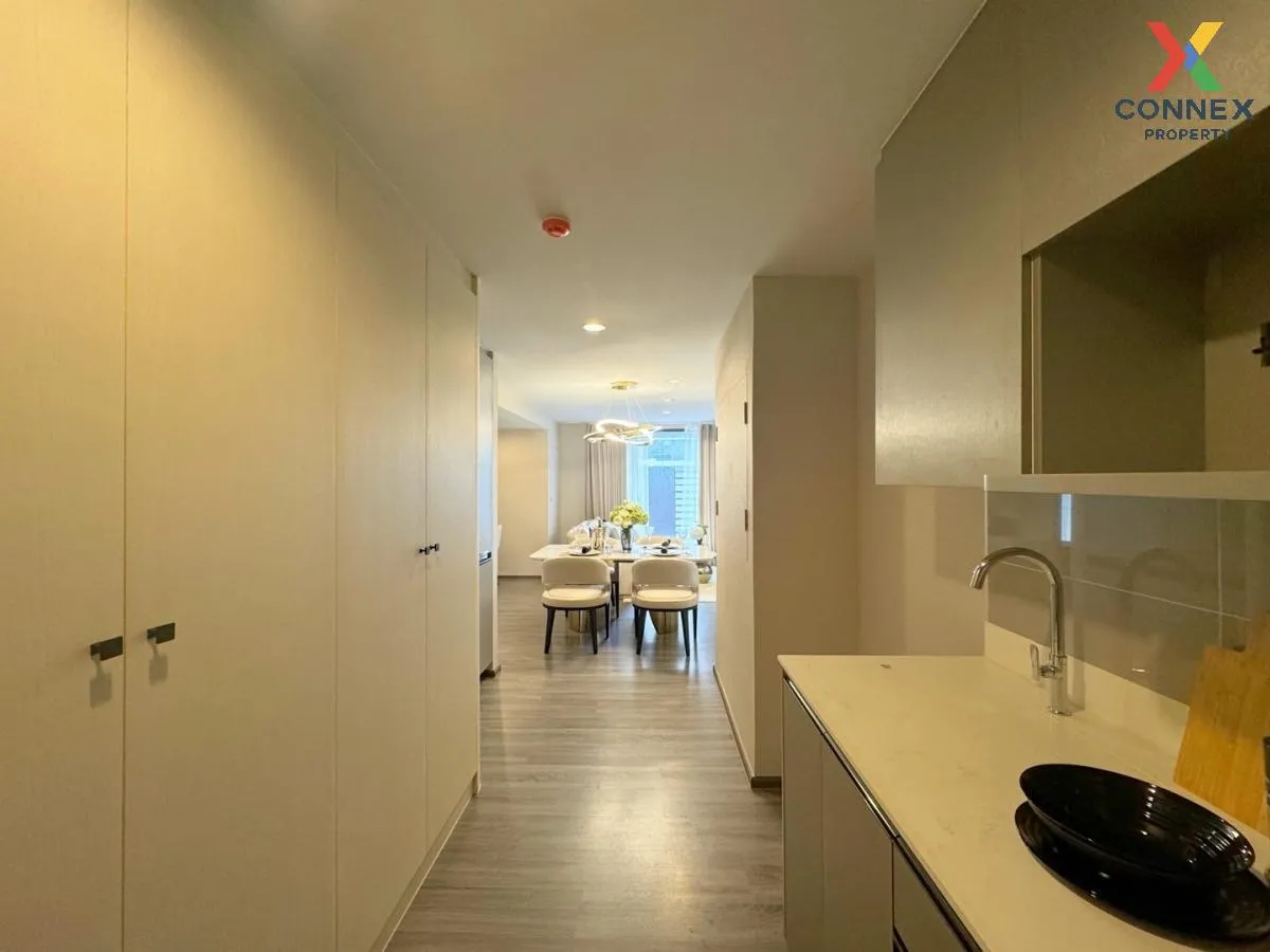 For Sale Condo , Ideo Mobi Sukhumvit 40 , corner unit , newly renovated , BTS-Ekkamai , Phra Khanong Nuea , Khlong Toei , Bangkok , CX-115111 3