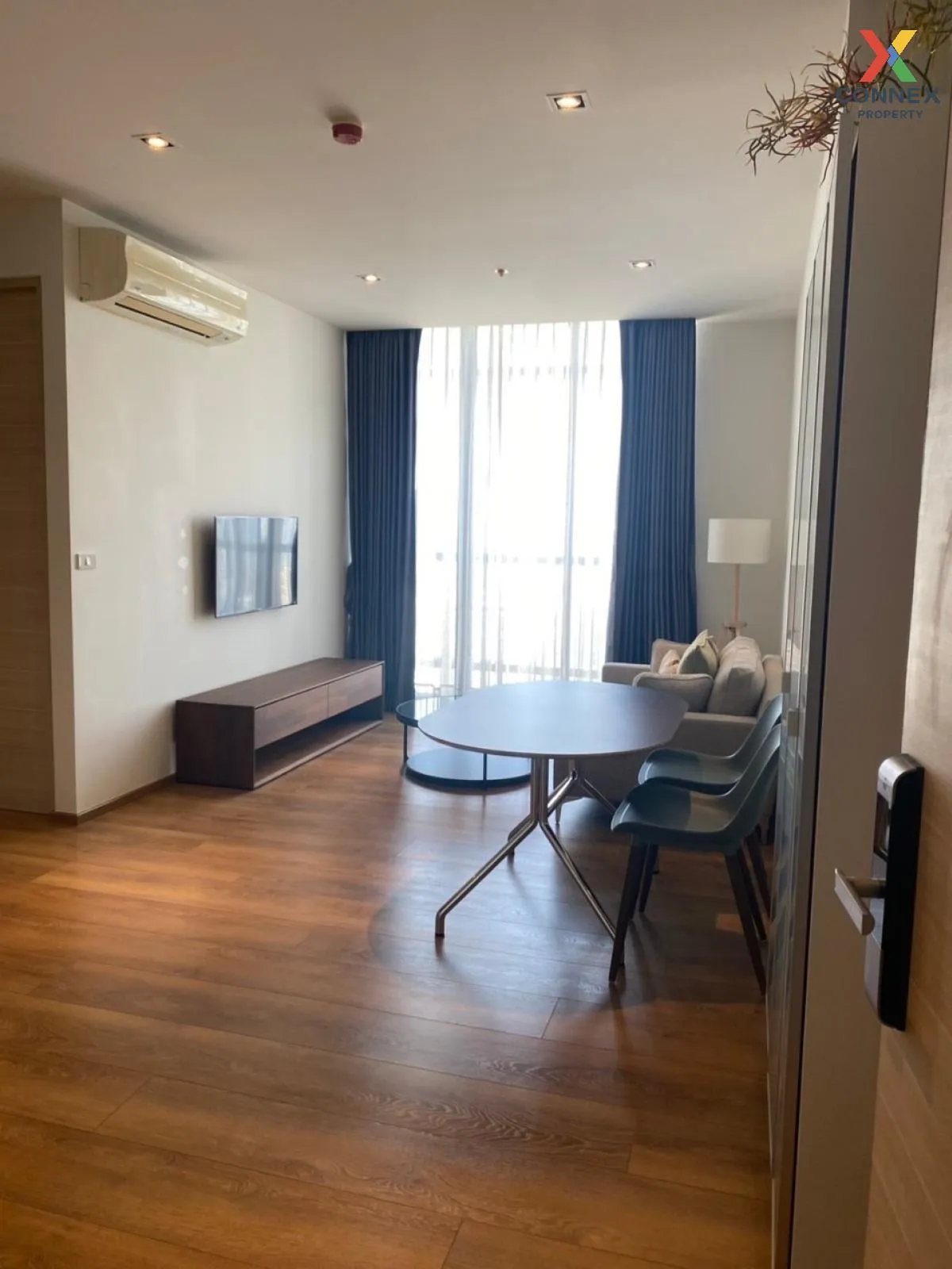 For Rent Condo , Park Origin Phrom Phong , nice view , high floor , corner unit , newly renovated , BTS-Phrom Phong , Khlong Tan , Khlong Toei , Bangkok , CX-115258