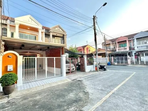 For Sale Townhouse/Townhome  , Baan Lapawan 3 , newly renovated , MRT-Talad Bang Yai , Sao Thong Hin , Bang Yai , Nonthaburi , CX-115285