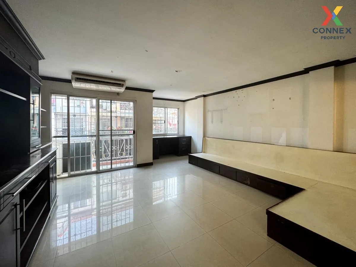 For Sale Townhouse/Townhome  , City Park Pattanakarn 38 , high floor , Suan Luang , Suan Luang , Bangkok , CX-115402