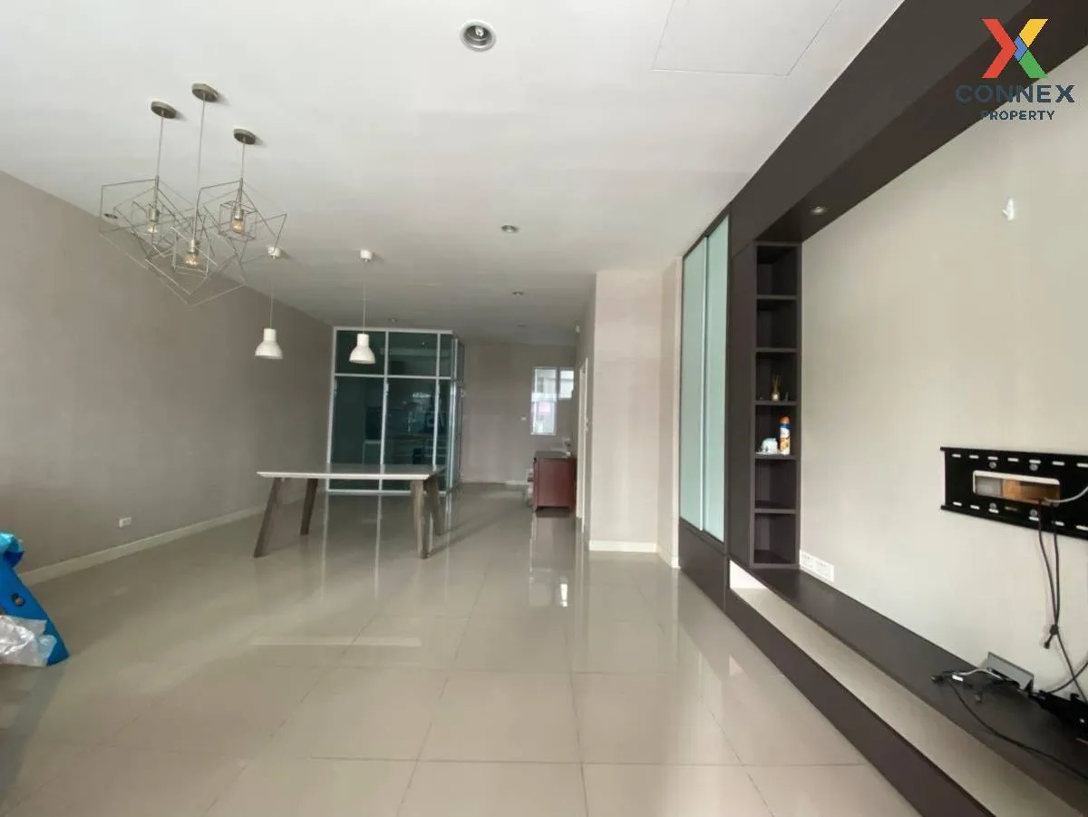 For Sale Townhouse/Townhome  , Leon Sukhumvit 62 , BTS-Bang Chak , Phra Khanong Tai , Phra Khanong , Bangkok , CX-115562 4