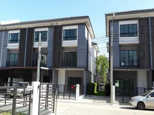 For Rent Townhouse/Townhome  , The Connect Petchkasem 48 , BTS-Bang Wa , Bang Duan , Phasi Charoen , Bangkok , CX-115736