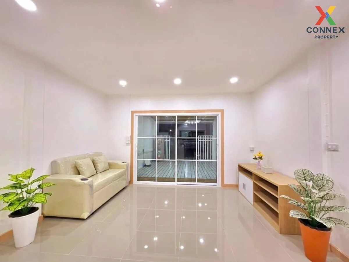 For Sale Townhouse/Townhome  , The Emerald Park 2 , Bang Bua Thong , Bang Bua Thong , Nonthaburi , CX-115911