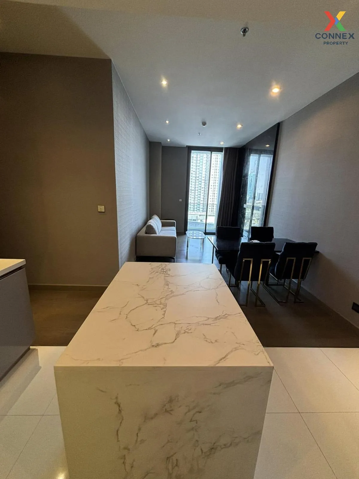 For Rent Condo , The Esse at Singha Complex , MRT-Phetchaburi , Bang Kapi , Huai Khwang , Bangkok , CX-116139 1