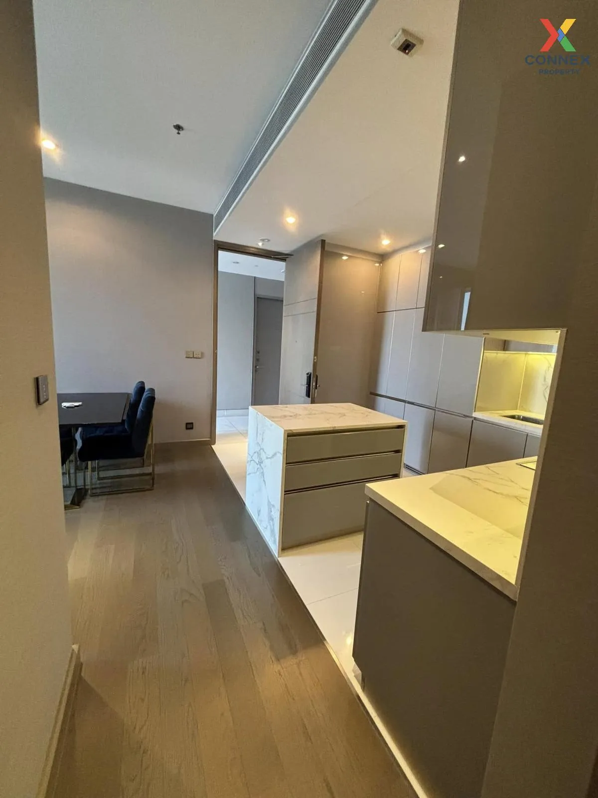 For Rent Condo , The Esse at Singha Complex , MRT-Phetchaburi , Bang Kapi , Huai Khwang , Bangkok , CX-116139 3