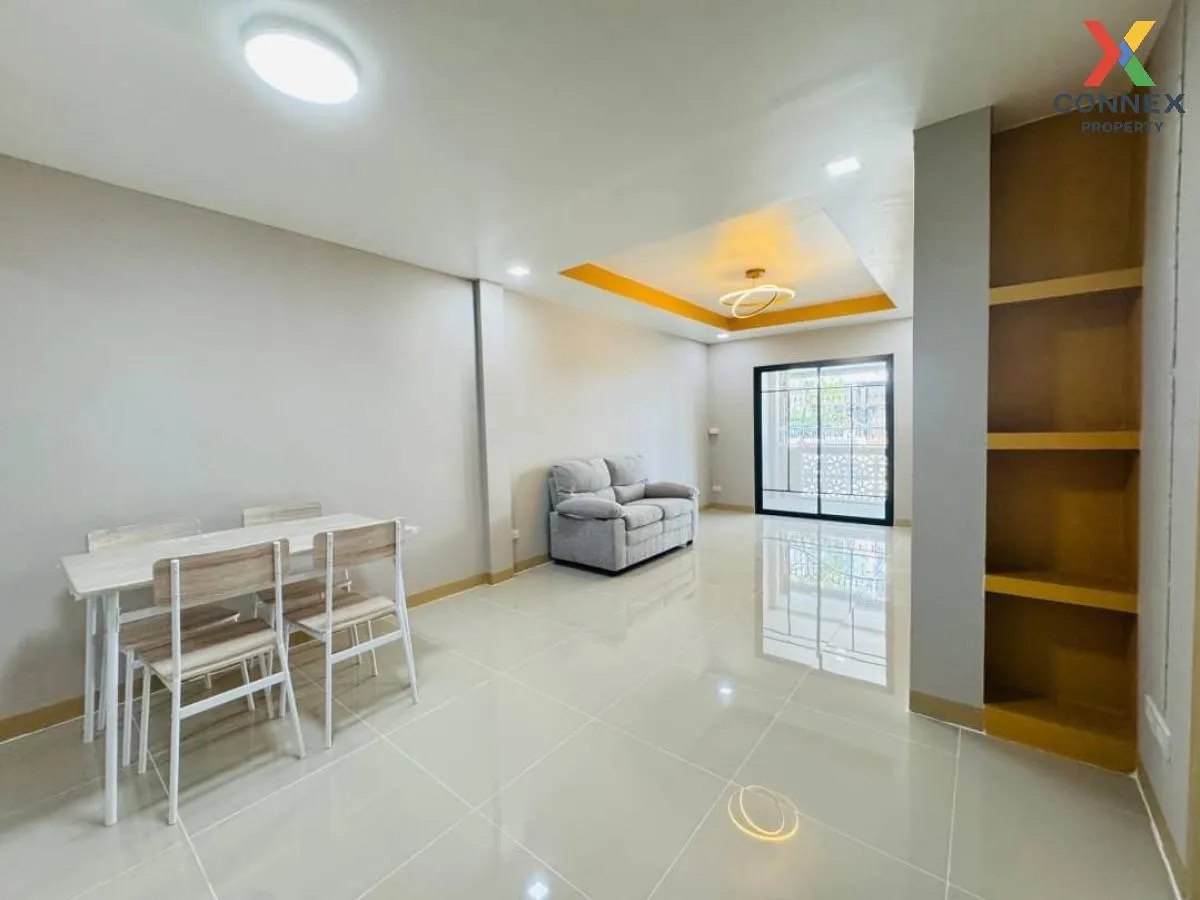 For Sale Townhouse/Townhome  , Baan Buathong 4 Baan Kluay-Sai Noi , newly renovated , Phimonrat , Bang Bua Thong , Nonthaburi , CX-116395