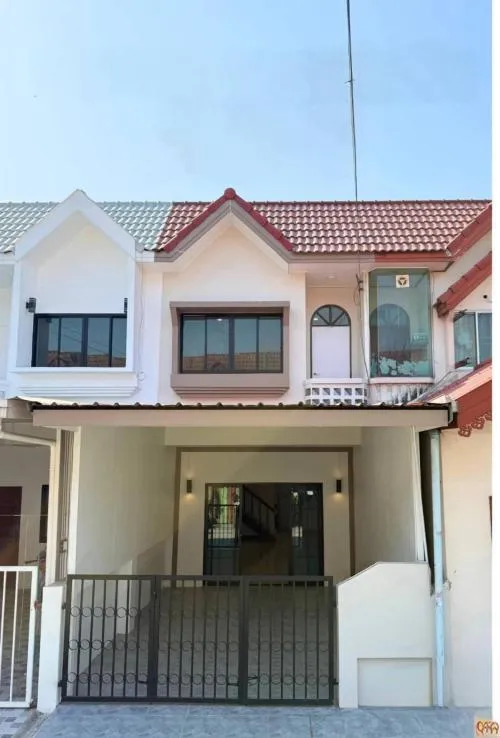 For Sale Townhouse/Townhome  , Phetkasem Pailin , newly renovated , Om Noi , Krathum Baen , Samut Sakhon , CX-116416