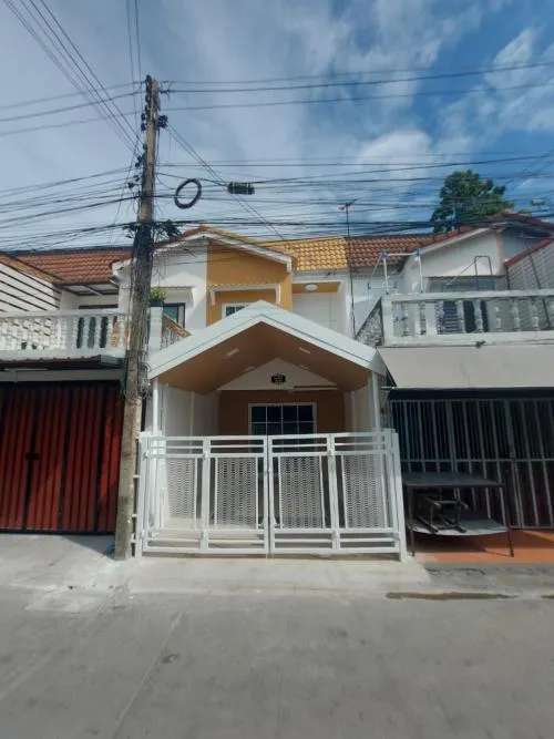 For Sale Townhouse/Townhome  , Baan Chat Narong Villa 3 , newly renovated , Khu Khot , Lam Luk Ka , Bangkok , CX-116501