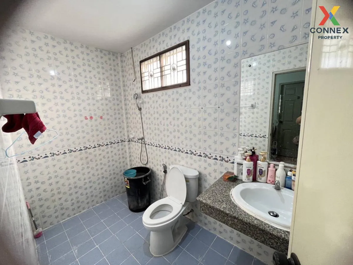 For Sale Townhouse/Townhome  , Baan Bua Thong Thani 8 , Bang Rak 