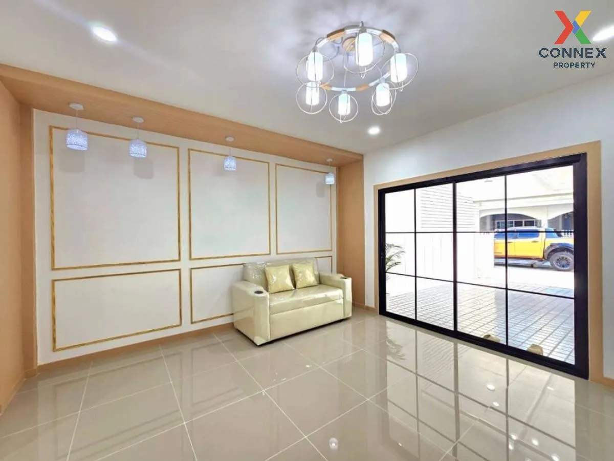 For Sale Townhouse/Townhome  , Baan Rom Ngao Mai , newly renovated , Bang Bua Thong , Bang Bua Thong , Nonthaburi , CX-116673