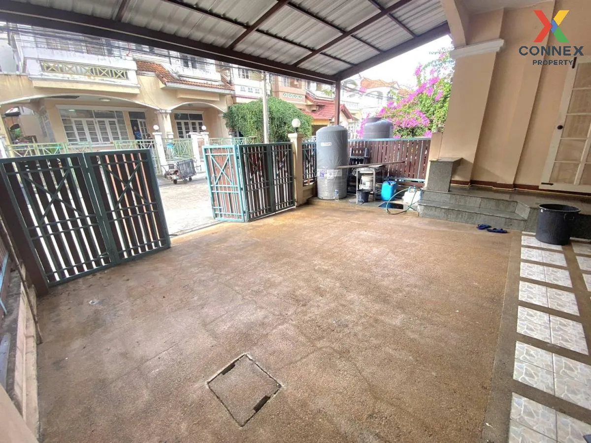 For Sale Townhouse/Townhome  , Nanthana Garden Rangsit , wide frontage , Ban Klang , Mueang Pathum Thani , Pathum Thani , CX-116856