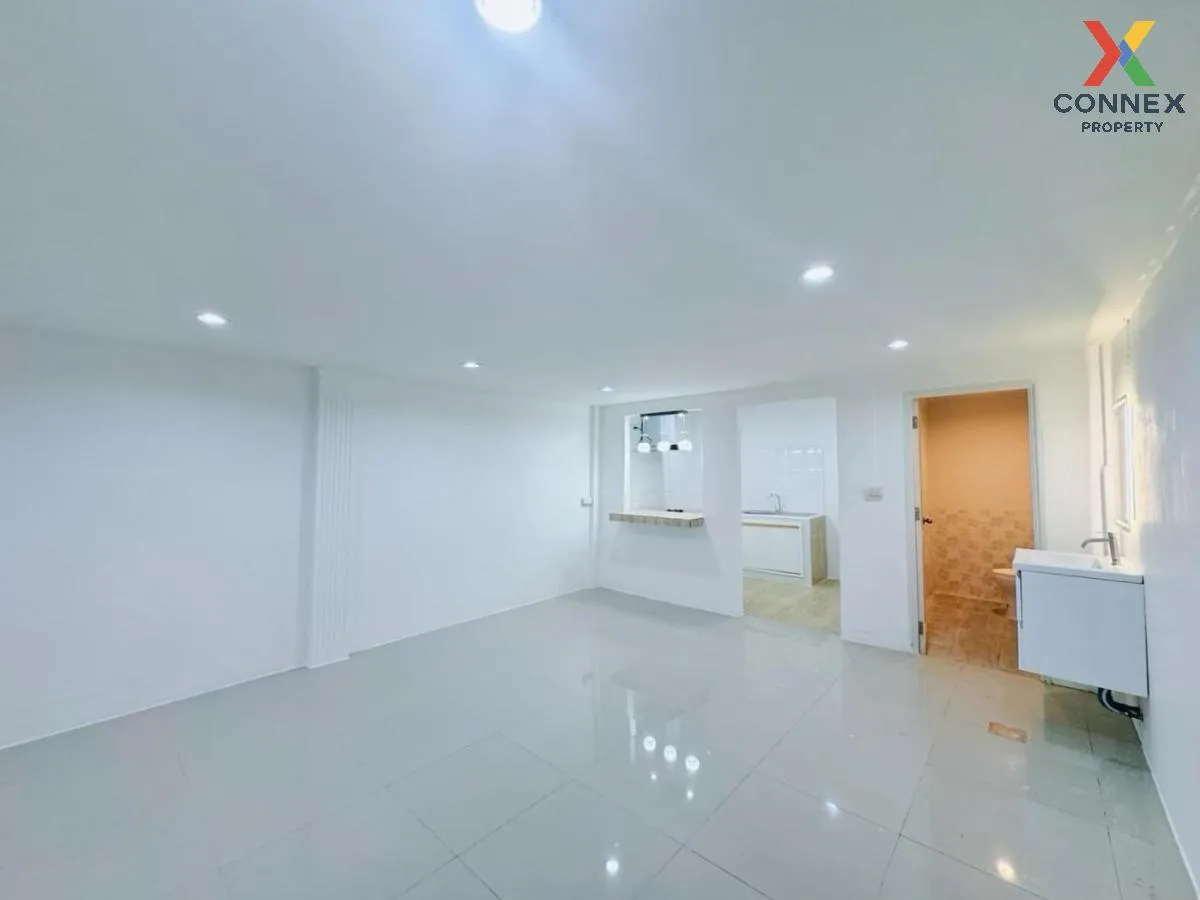 For Sale Townhouse/Townhome  , 89 Bangbon Ville , newly renovated , Bang Bon , Bang Bon , Bangkok , CX-116977