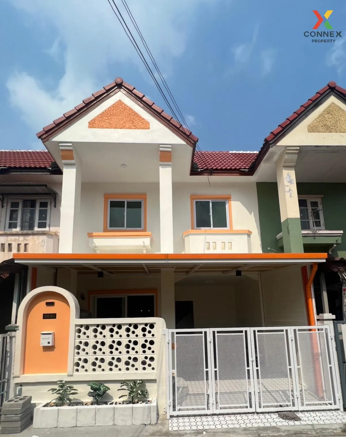For Sale Townhouse/Townhome  , Lapawan 12 , newly renovated , Ban 1