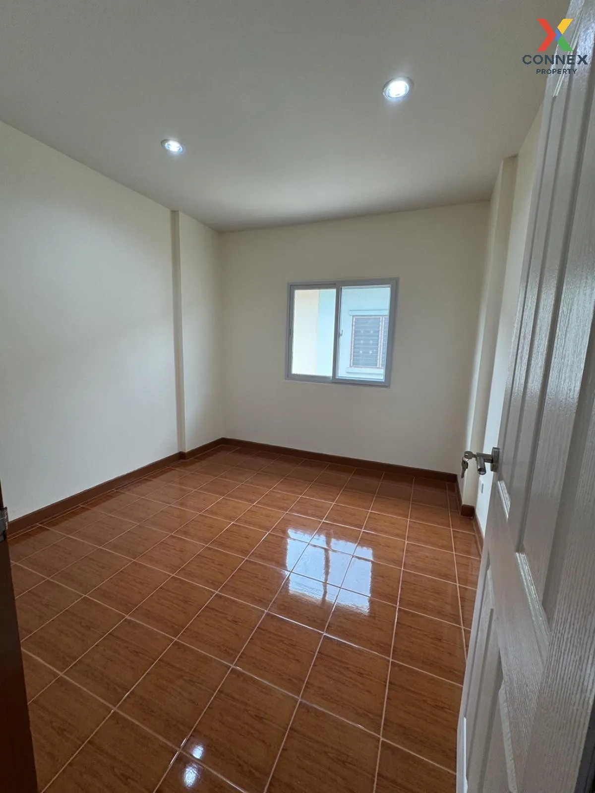 For Sale Townhouse/Townhome  , Lapawan 12 , newly renovated , Ban 4