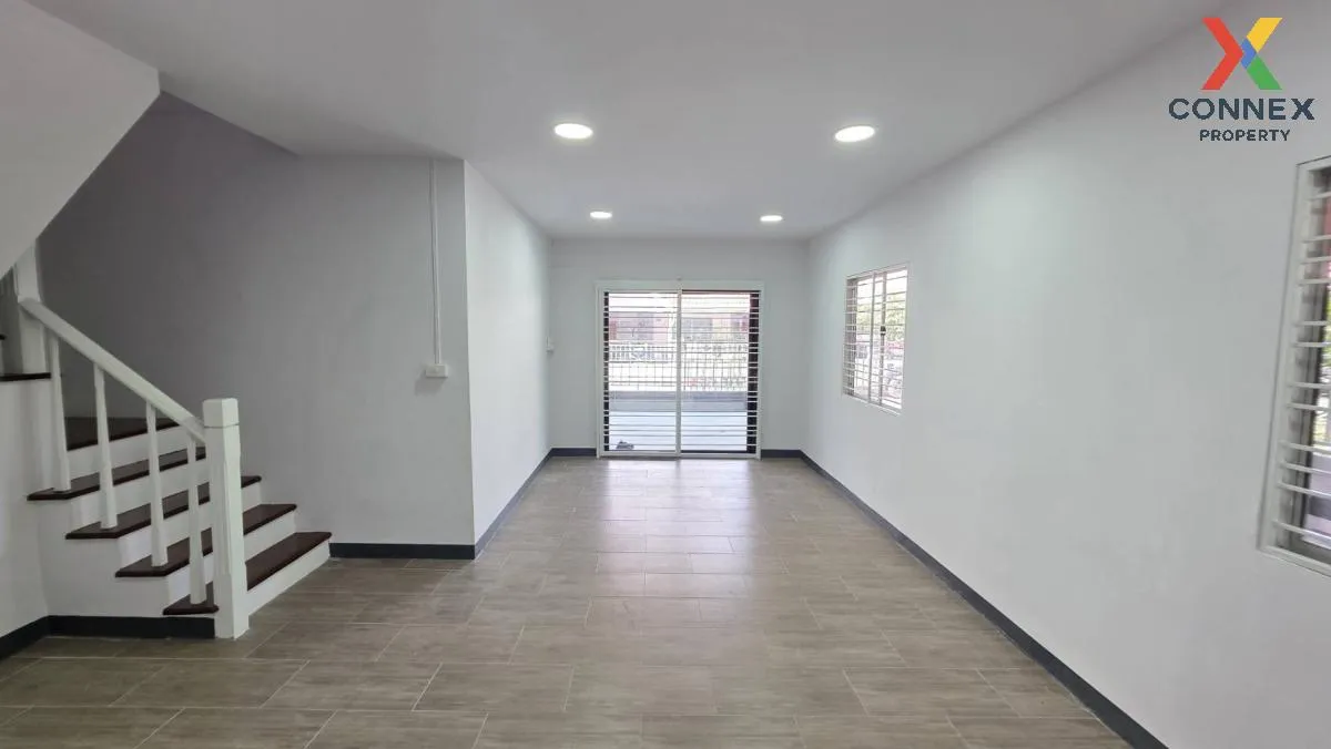 For Sale Townhouse/Townhome  , Baan Pruksa 39 Kaeo In - Bang Yai 