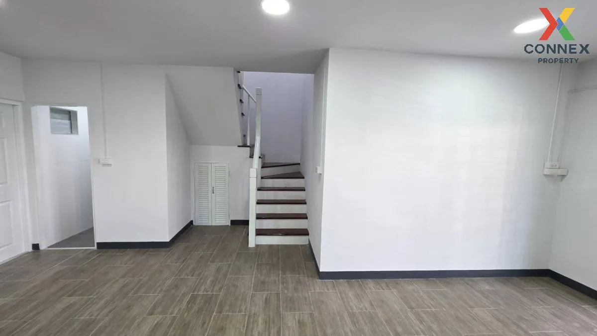 For Sale Townhouse/Townhome  , Baan Pruksa 39 Kaeo In - Bang Yai 