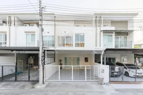 For Sale Townhouse/Townhome  , City Sense Rattanathibet - Liang Mueang Non , wide frontage , newly renovated , Talat Khwan , Mueang Nonthaburi , Nonthaburi , CX-117201