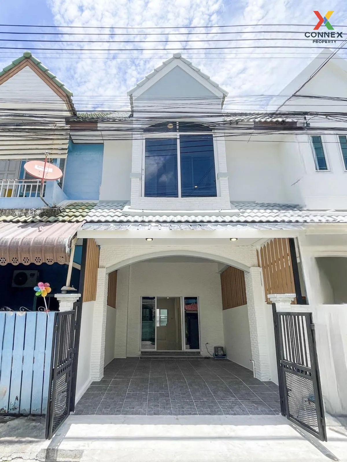 For Sale Townhouse/Townhome  , Thanajit Bangkruai , newly renovat 1