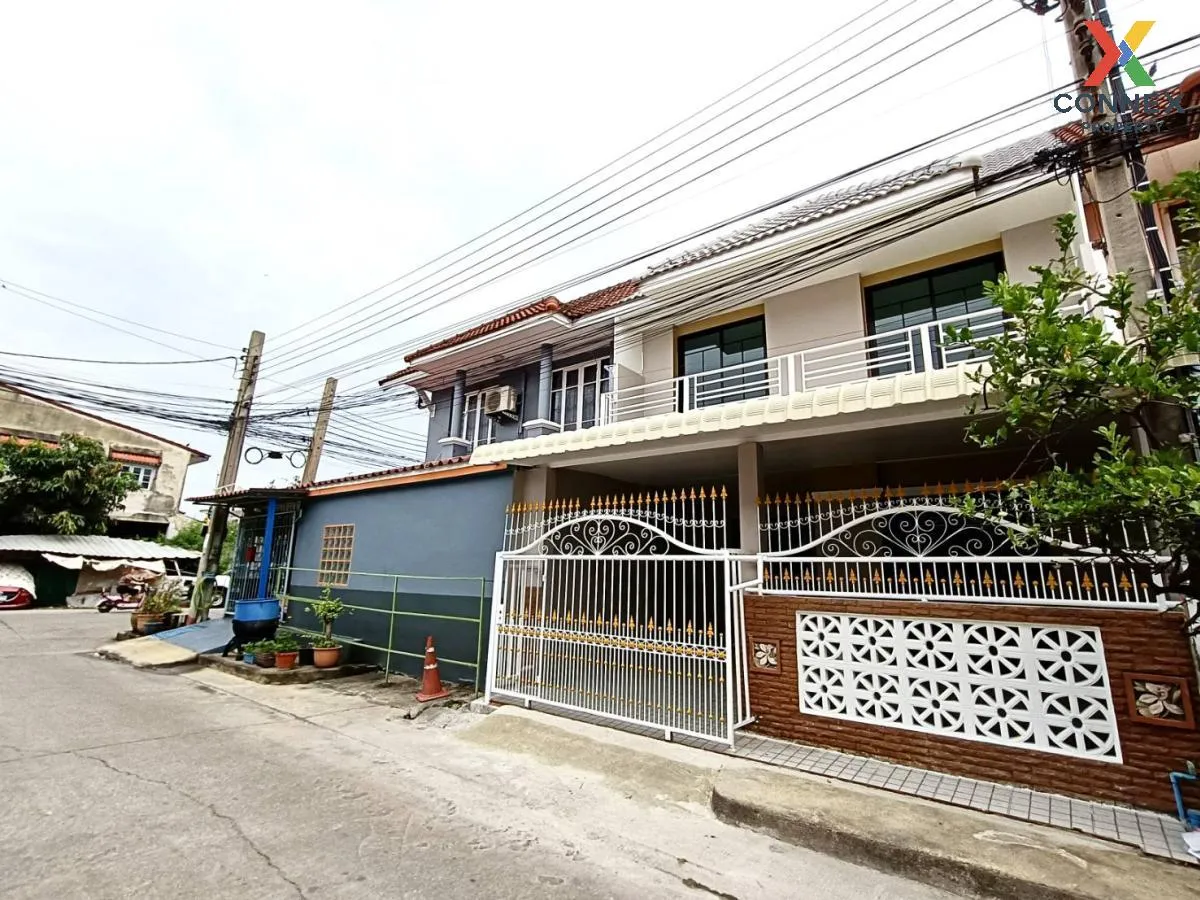 For Sale Townhouse/Townhome  , Baan Buathong 4 Baan Kluay-Sai Noi , wide frontage , newly renovated , Phimonrat , Bang Bua Thong , Nonthaburi , CX-117494 3