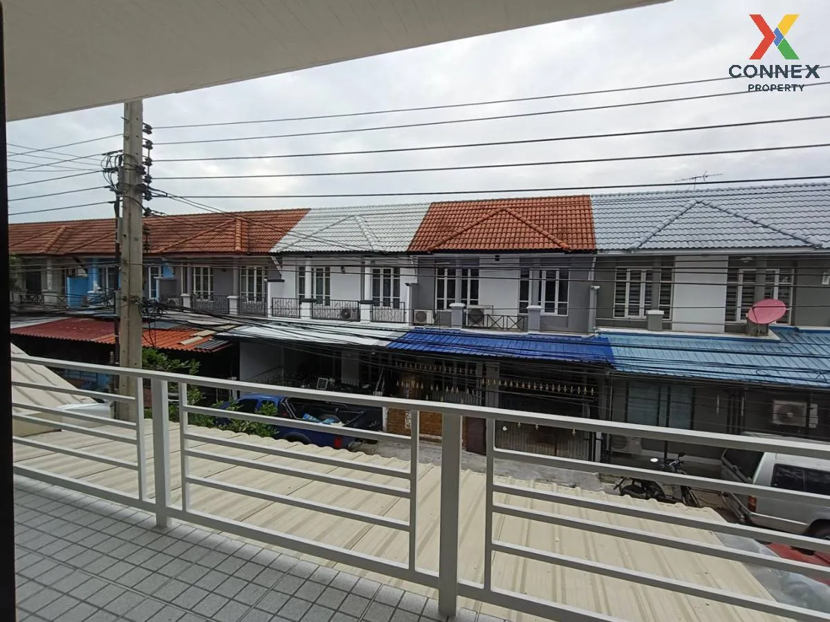 For Sale Townhouse/Townhome  , Baan Buathong 4 Baan Kluay-Sai Noi , wide frontage , newly renovated , Phimonrat , Bang Bua Thong , Nonthaburi , CX-117494