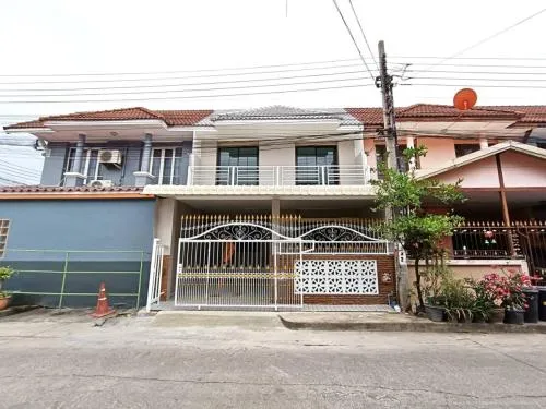 For Sale Townhouse/Townhome  , Baan Buathong 4 Baan Kluay-Sai Noi , wide frontage , newly renovated , Phimonrat , Bang Bua Thong , Nonthaburi , CX-117494