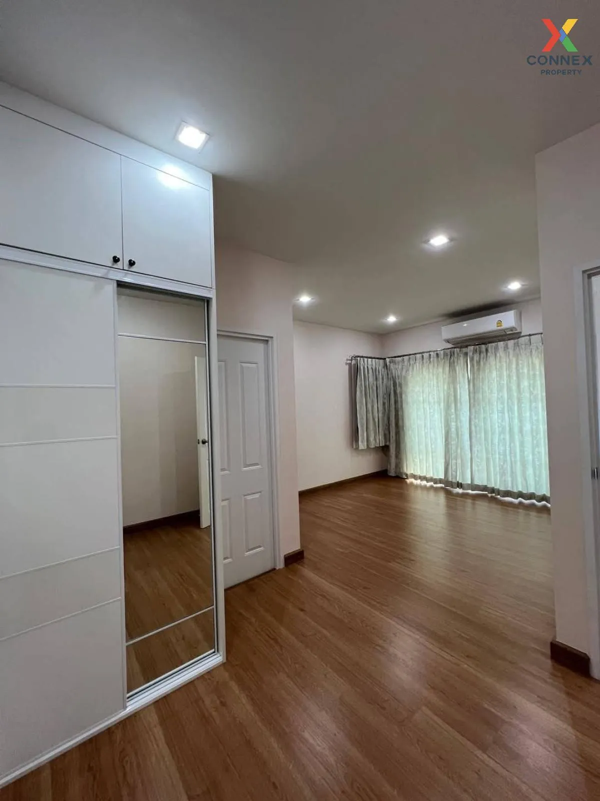 For Rent House , Golden Neo Ramintra - Wongwaen , corner unit , Bang Chan , Khlong Sam Wa , Bangkok , CX-117728