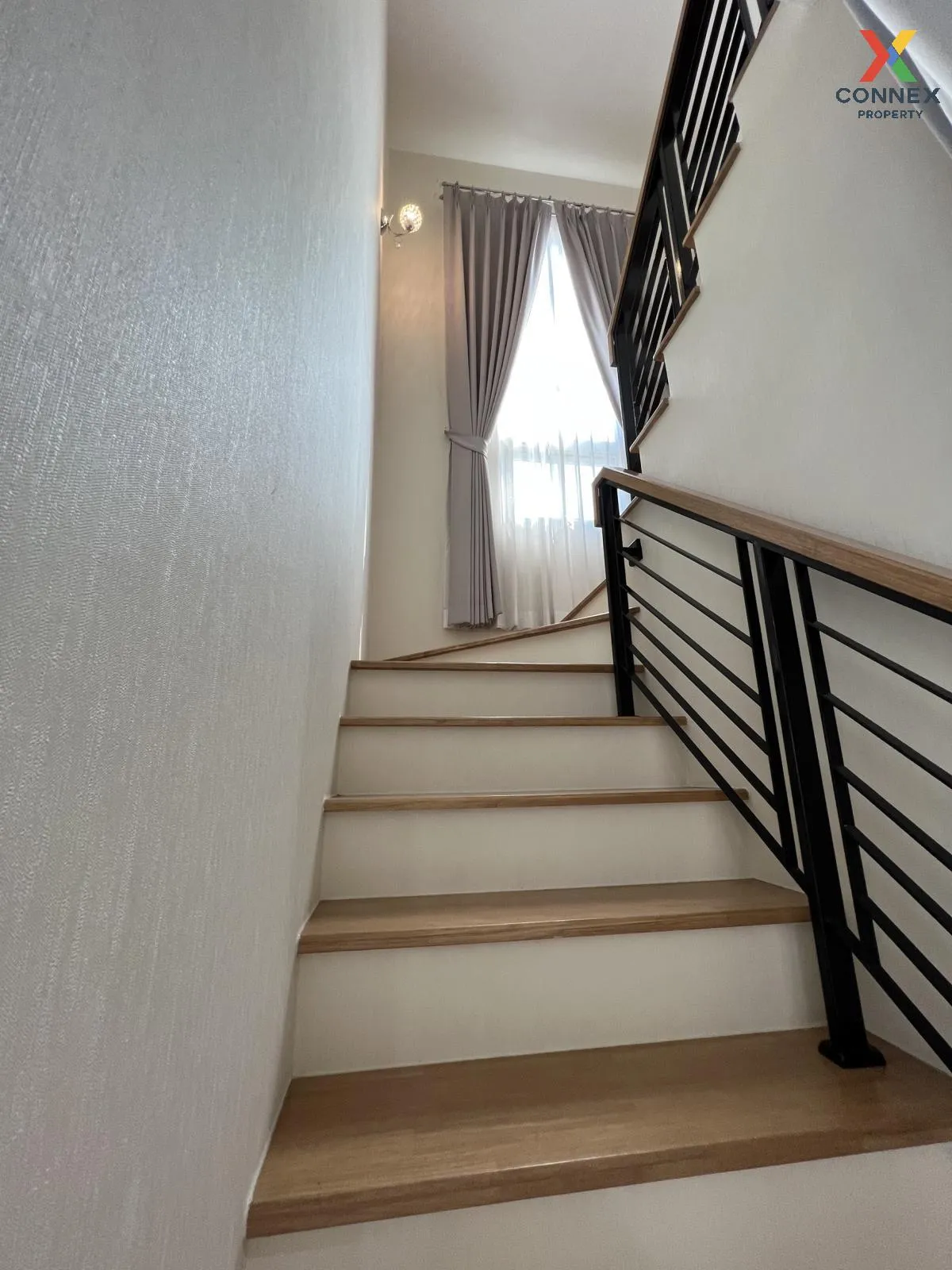 For Rent House , Golden Neo Ramintra - Wongwaen , corner unit , Bang Chan , Khlong Sam Wa , Bangkok , CX-117728